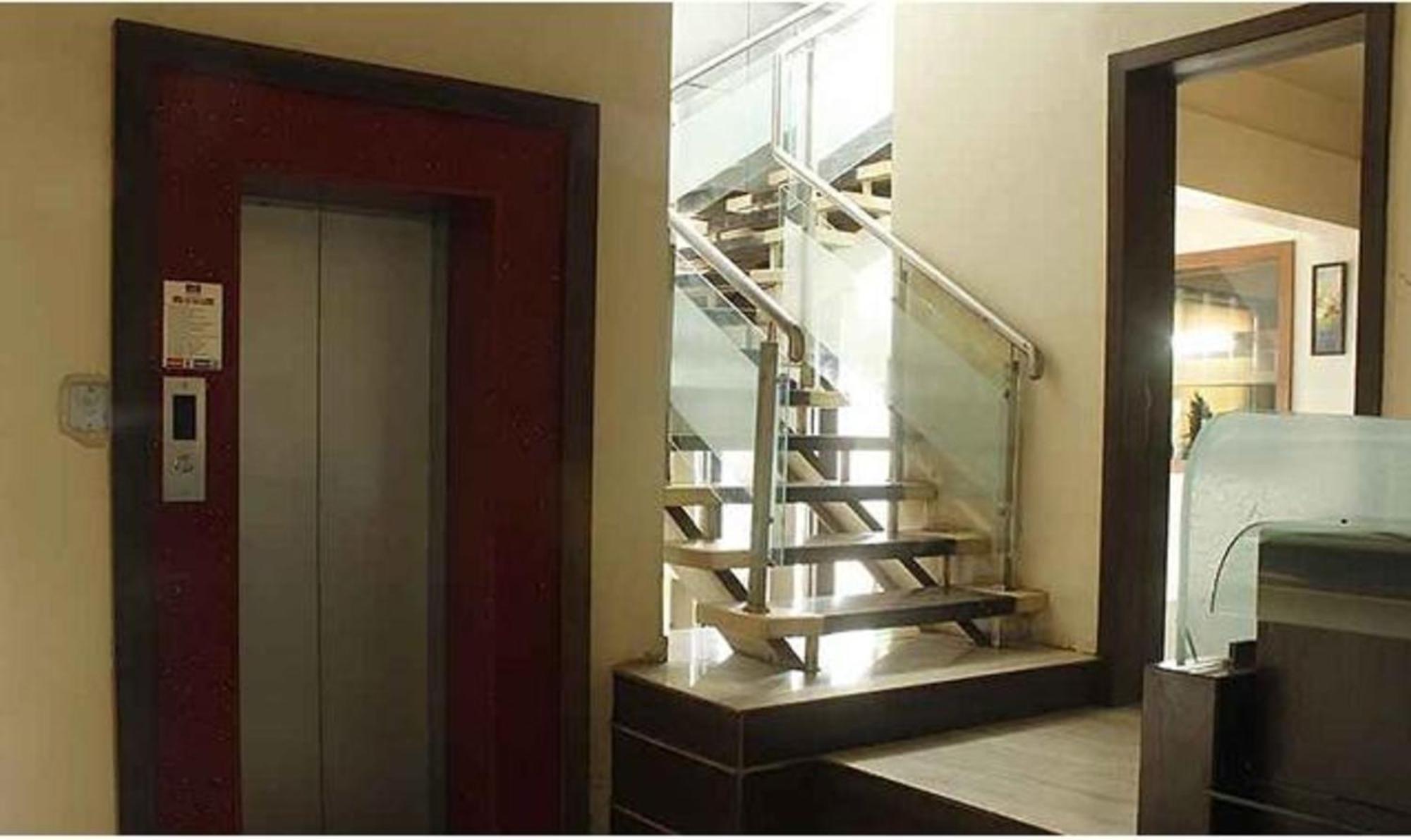 Fabhotel Skylark Inn Nashik Zewnętrze zdjęcie